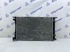 Радиатор двс audi a4 2012-2015 8K0121251AH B8