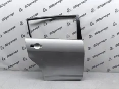 Дверь Nissan Tiida 2007-2014 82100EL030 C11, задняя правая