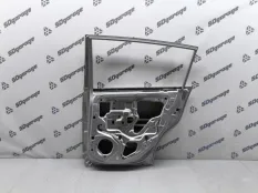 Дверь Nissan Tiida 2007-2014 82100EL030 C11, задняя правая