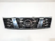 Решетка радиатора Nissan X-Trail 2007-2011 62310JG40A T31, передняя