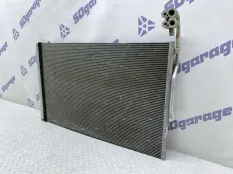 Радиатор кондиционера Volkswagen Touareg 2010- по н.в 7P0820411B 2, передний