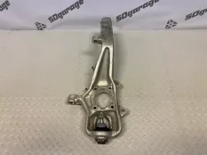 Кулак поворотный Mercedes-Benz GLE 2016 A1663301020 W166 3.5 ДИЗЕЛЬ, передний правый