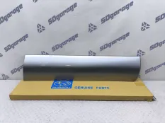 Накладка двери Subaru Forester 2002-2007 91119SA220LR S11, передняя правая