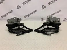 Петля капота LAND ROVER DISCOVERY 5 2020 LR080203 L462 3.0 V6 D GEN2 MONO TURBO, передняя