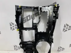 Накладка центральной консоли Lexus NX 300H/200T 2020 5880578040C1 Z10 2ARFXE-2500CC 16-VALVE DOHC EFI