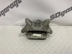Опора АКПП Mercedes GLC Coupe Рестайлинг 2022 A2052408900 C253 654920