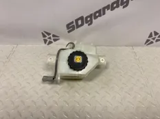 БАЧОК ТОРМОЗНОГО ЦИЛИНДРА Lexus NX 300H/200T 2020 4722048230 Z10 2ARFXE-2500CC 16-VALVE DOHC EFI, передний