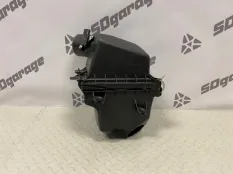 Корпус воздушного фильтра Lexus NX 300H/200T 2020 1770036320 Z10 2ARFXE-2500CC 16-VALVE DOHC EFI, передний