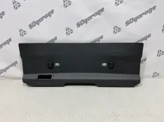 Обшивка крышки багажника LAND ROVER DISCOVERY 5 2019 LR100999 L462 3.0 V6 D GEN2 TWIN TURBO, задняя