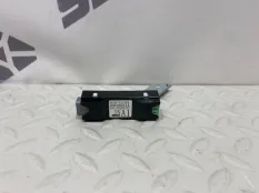 Антенна крышки багажника Lexus UX 250H 2020 8630076110 200/250H 2000CC 16-VALVE DOHC, задняя