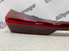 Фонарь в крышку багажника Lexus UX 250H 2020 8158076152 200/250H 2000CC 16-VALVE DOHC, задний