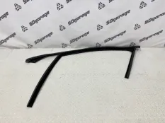 Направляющая стекла Mercedes S-CLASS 2017 A2227250125 W222 S560 176980, передняя левая