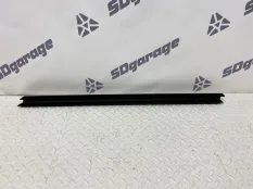 Уплотнитель двери BMW X5 2018 51337289627 F15 N57D30B, передний левый
