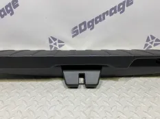 Обшивка откидного борта BMW X5 2018 51497327732 F15 N57D30A, задняя
