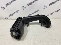 Корпус воздушного фильтра BMW X5 2018 13718573869 F15 N57D30A