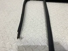 Уплотнитель двери BMW X3 2019 51357393448 G01 B47D20B, задний правый
