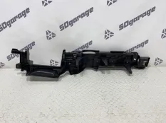 Кронштейн багажного отделения BMW X5 2021 51477438238 G05 B58B30C, задний правый
