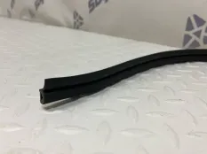Уплотнительная резинка двери BMW 5-Series 2018 51727341648 G30 B57D30A, задняя правая