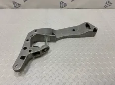 Поперечная балка крепления КПП BMW X5 2019 22328486998 G05 B57D30A, задняя