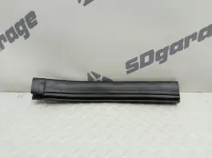 Уплотнитель капота BMW X5 2021 51767425428 G05 B58B30C, передний правый