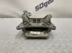 Опора АКПП Mercedes GLC Coupe Рестайлинг 2022 A2052408900 C253 654920, передняя