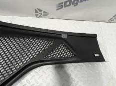 Накладка жабо BMW X5 2017 64319245594 F15 N57D30C, правая