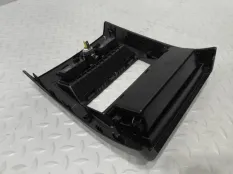 Накладка центральной консоли BMW X5 2018 51169281446 F15 N57D30B, задняя