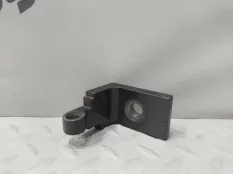 Петля двери нижняя BMW X5 2018 41007377548 F15 N57D30B, передняя правая