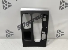 Накладка центральной консоли BMW X5 2018 51169252116 F15 N57D30A, передняя