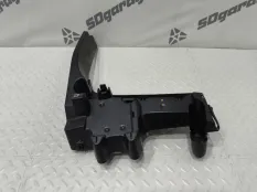 Крепление бампера BMW X5 2017 51128054020 F15 N57D30C, заднее правое