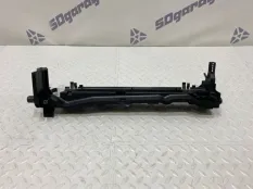 Кронштейн радиатора Mercedes-Benz E-CLASS 2018 A0995042000 W213 E 220 D (D08) OM654, правый