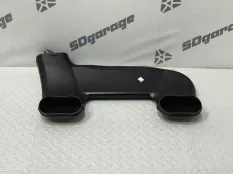 Воздухозаборник BMW X5 2018 13718570289 F15 N57D30B, передний