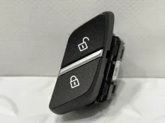Кнопка центрального замка BMW X5 2017 61316801351 F15 N57D30C, передняя левая