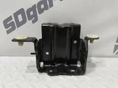 Кронштейн моторного отсека BMW X5 2021 51717447010 G05 B58B30C, передний правый