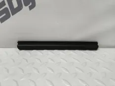 Уплотнитель стекла двери BMW X5 2017 51227363039 F15 N57D30C, задний