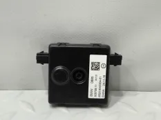 Антенный усилитель BMW X5 2018 65209343304 F15 N57D30A, задний