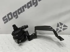 Насос системы охлаждения Mercedes-Benz GLE 2022 A0005003500 W167 / V167 654920, передний