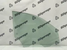 Стекло боковое Mercedes-Benz GLS 2017 A1667251410 W166 642826, переднее правое