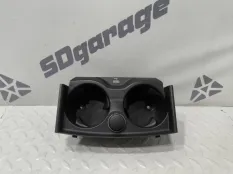 ПОДСТАКАННИК ЦЕНТРАЛЬНОЙ КОНСОЛИ BMW 5-Series 2018 51166833813 G30 B57D30A, передний