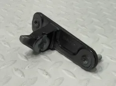 Петля двери нижняя Mercedes-Benz GLS 2017 A1667200437 W166 642826, передняя правая