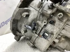МКПП Land Rover Discovery Sport 2020 LR072019 L550