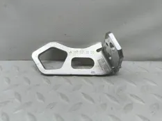 Крепёжная скоба спинки сиденья Mercedes-Benz GLE 2022 A1679213800 W167 / V167 654920, правая
