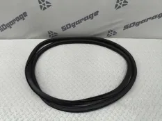 Уплотнительная резинка двери Mercedes-Benz GLE 2022 A1676972500 W167 / V167 654920, задняя