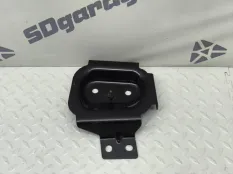 Кронштейн порога Mercedes-Benz GLE 2022 A1676305604 W167 / V167 654920, передний правый