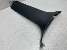 Обшивка стойки BMW X5 2018 51437354306 F15 N57D30A, правая