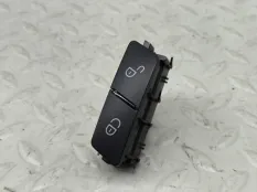 Кнопка центрального замка Mercedes-Benz GLS 6.3 S AMG 2018 A2049058402 X166 157982, передняя
