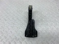 Кронштейн дополнительной помпы Bmw 5er 2021 11517935181 G30 B48B20B
