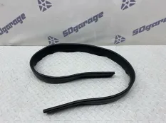 Уплотнительная резинка капота Mercedes-Benz CLS Рестайлинг 2015 A2126280800 C218 3.5 DIESEL