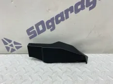 Накладка петли капота Porsche Taycan 2021 9J1823746OK1 9J1 EBFA, передняя правая