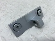 Петля двери нижняя BMW X5 2018 41007377547 F15 N57D30B, передняя левая